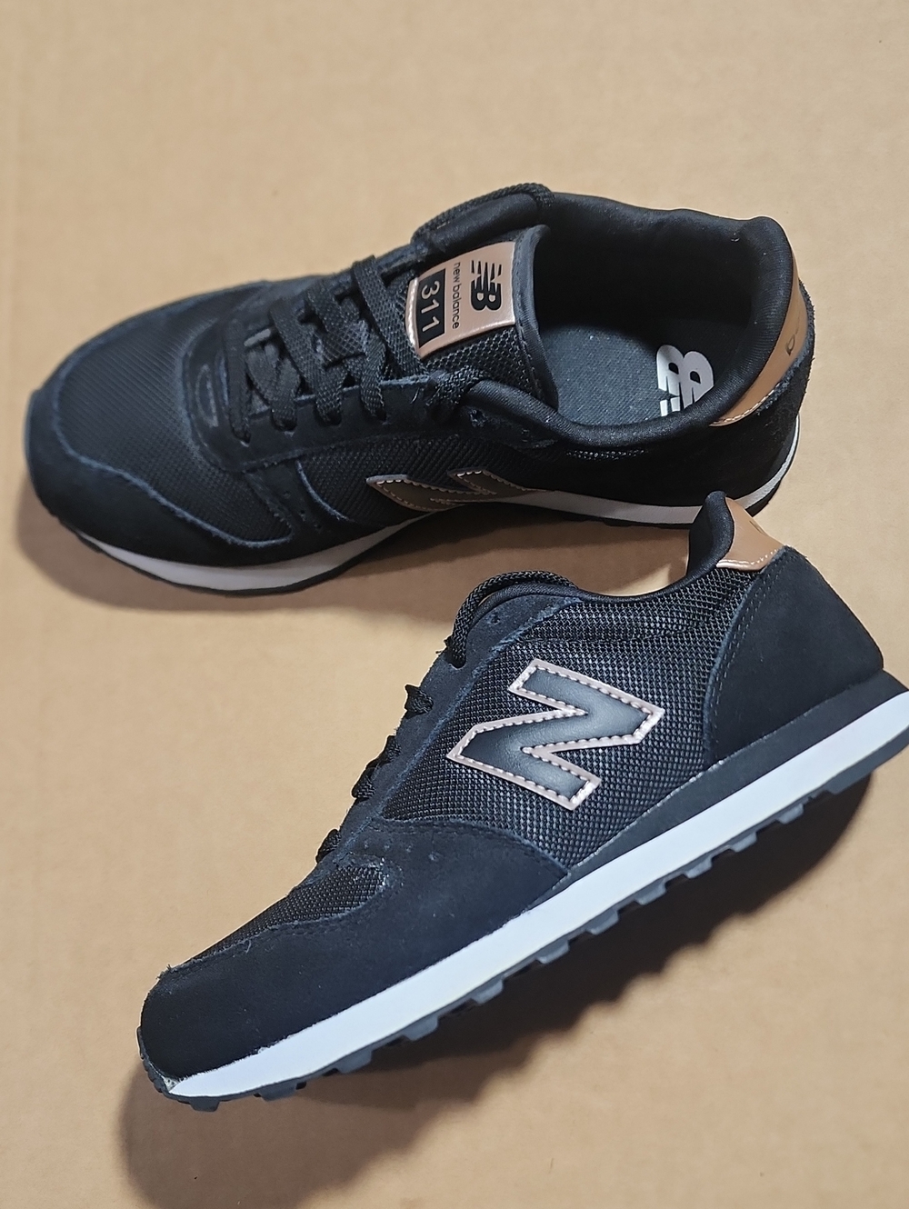 New Balance 311 Running Shoes Womens Size 7.5 Black & Rose Gold Sneakers
